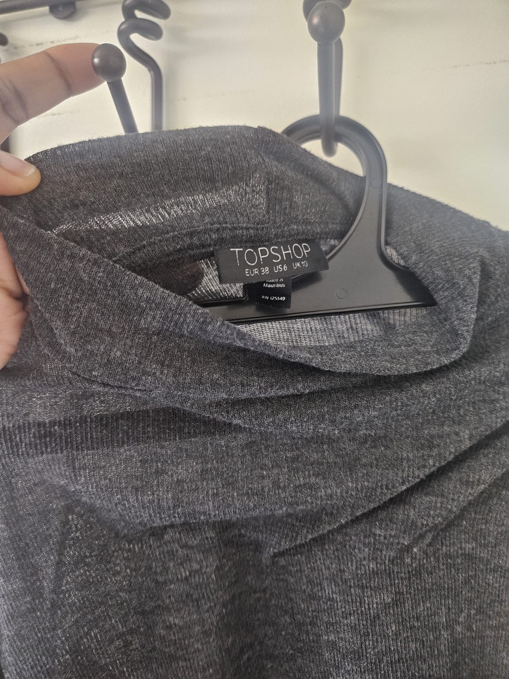 Topshop Charcoal Gray Lightweight Turtleneck Sweater - Picture 4 of 8